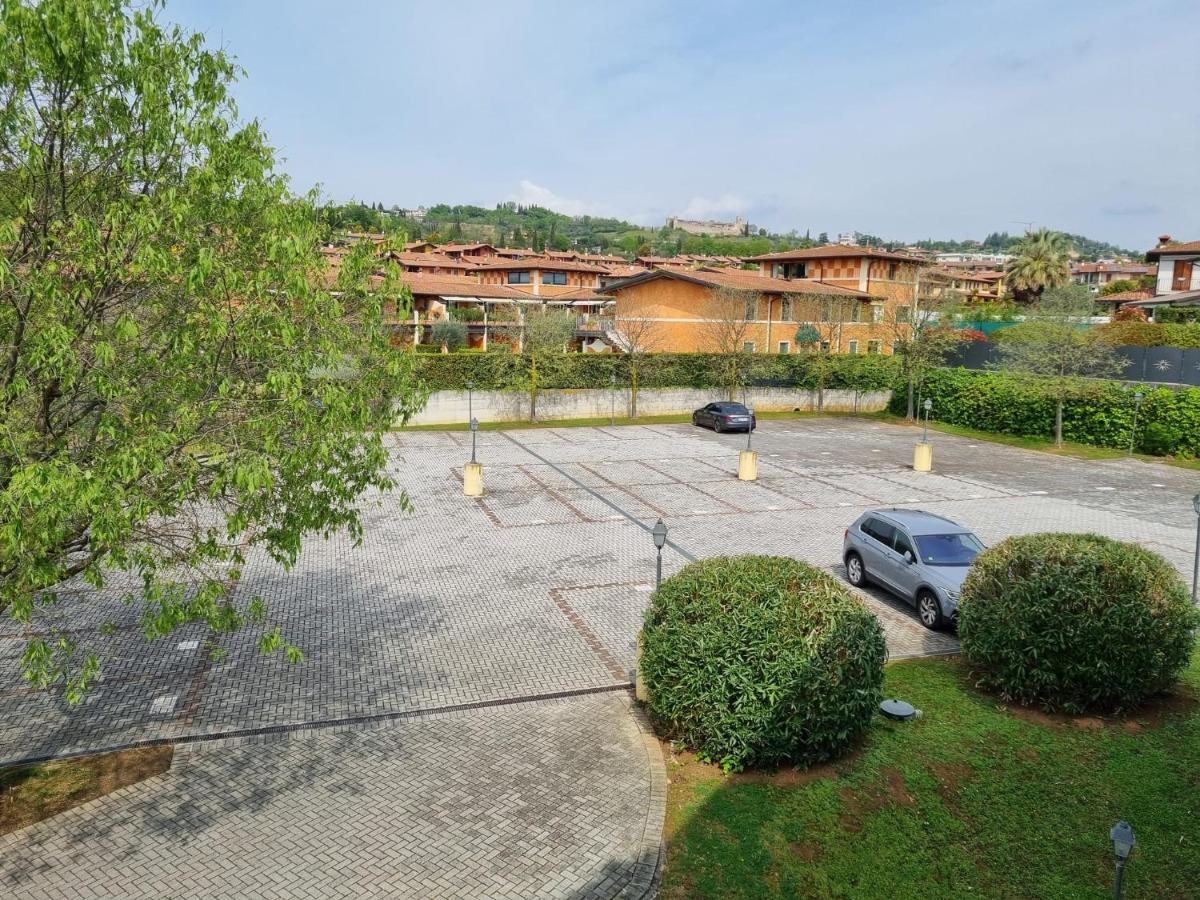 Le Terrazze Sul Lago Hotel & Residence Padenghe sul Garda Luaran gambar