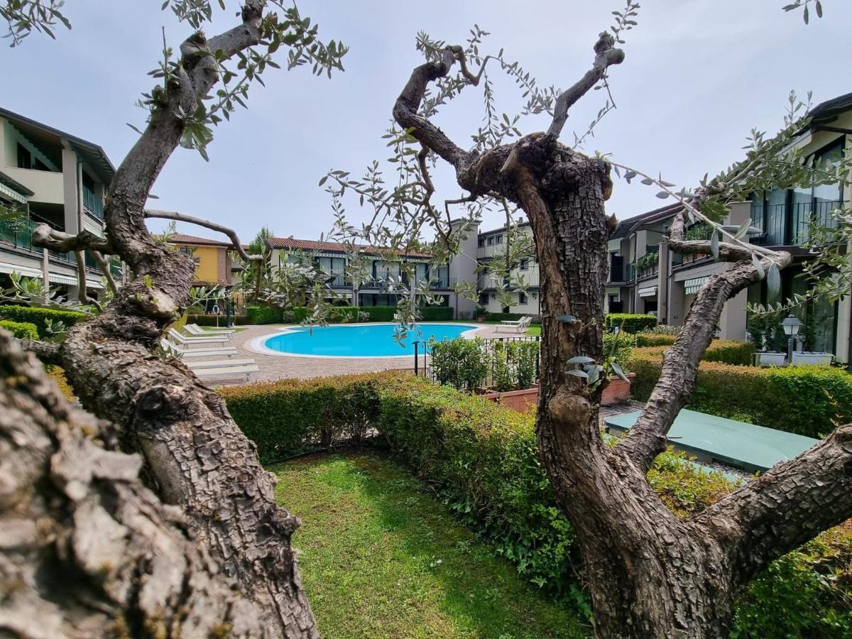 Le Terrazze Sul Lago Hotel & Residence Padenghe sul Garda Luaran gambar