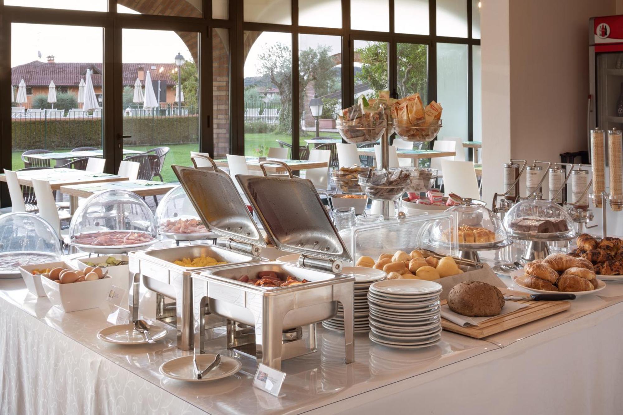 Le Terrazze Sul Lago Hotel & Residence Padenghe sul Garda Luaran gambar